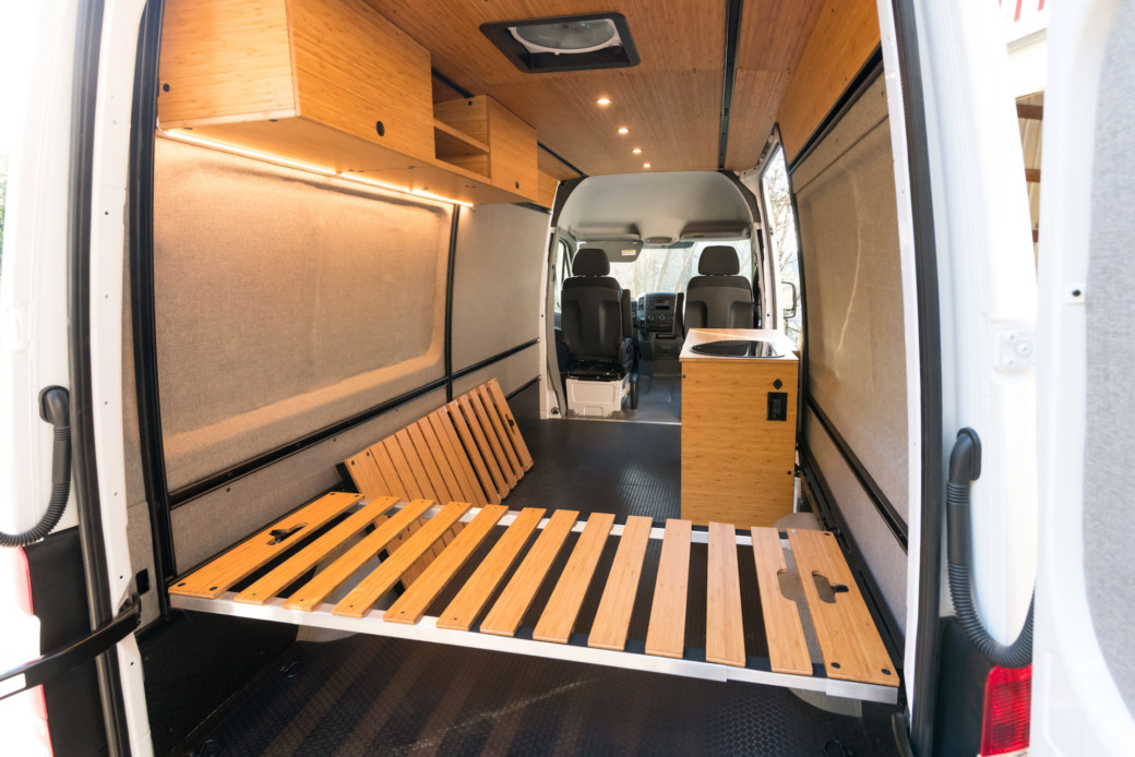 Smooth Rail Horizontal Mounting System Roost Vans